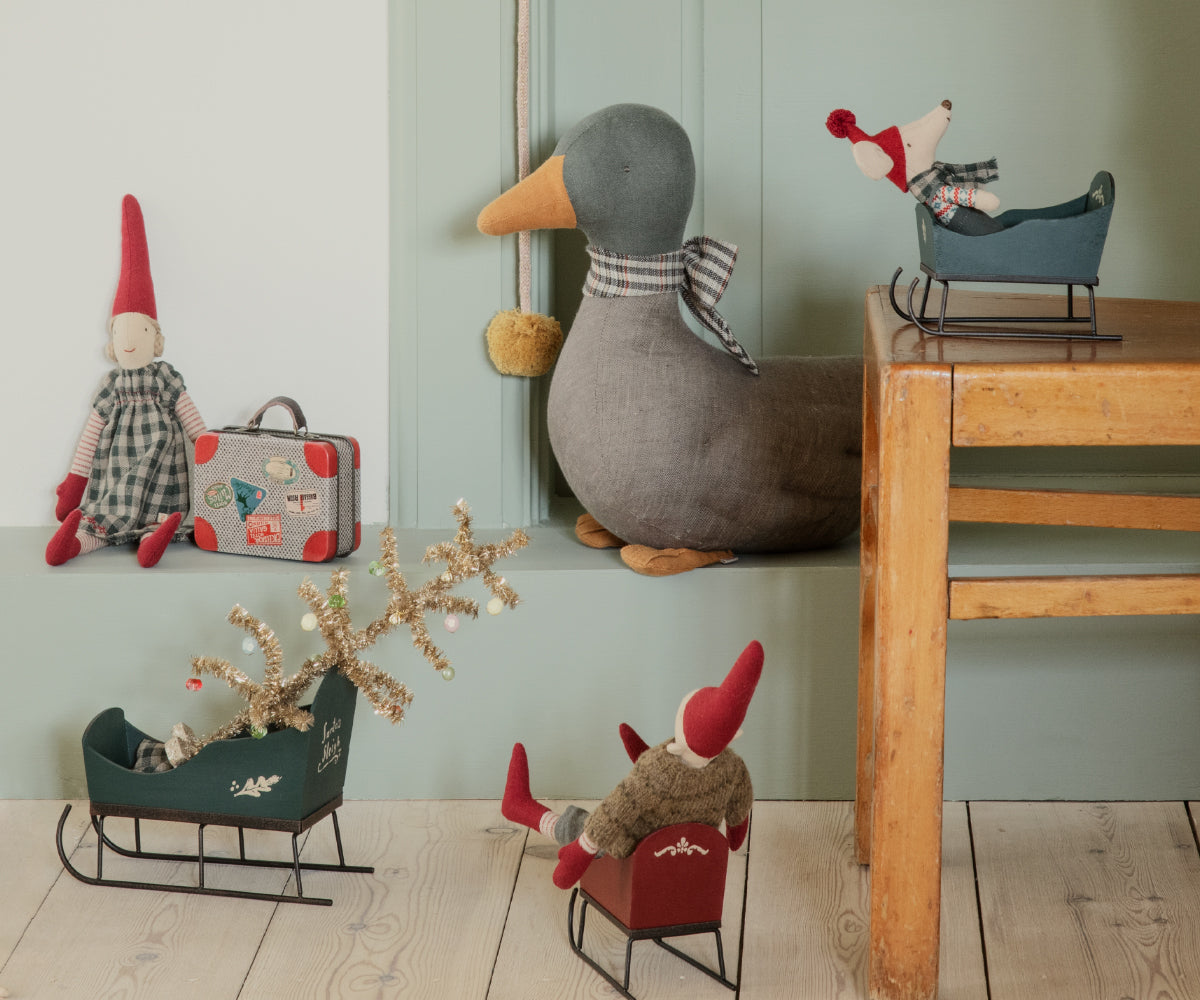 Maileg Mouse Sleigh- Red