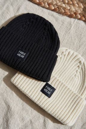 Fable & Bear Ribbed Hat Black