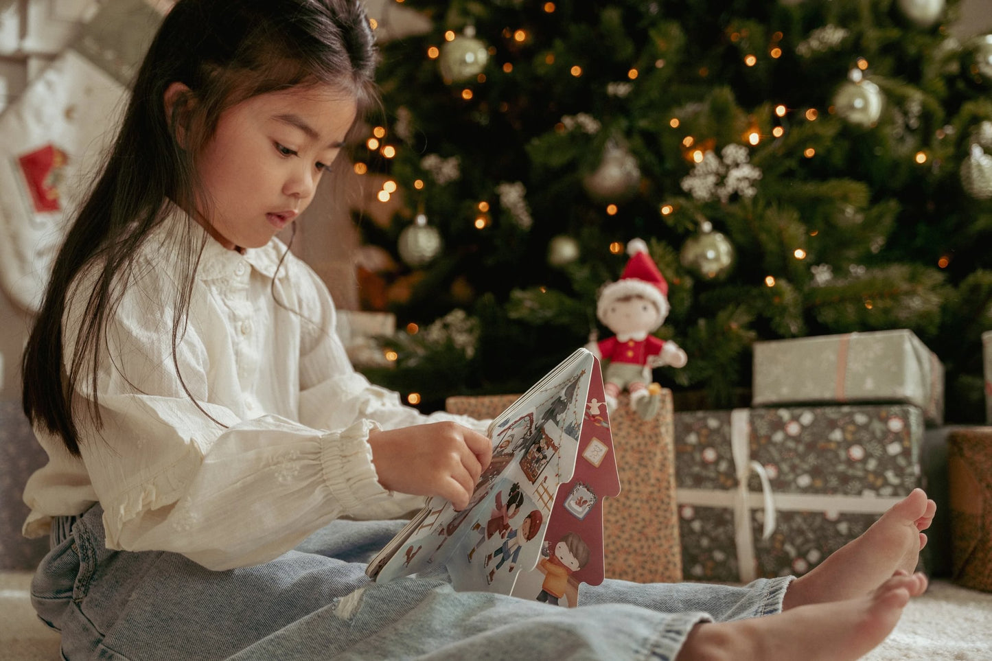 Little Dutch Christmas Book with Small Jim