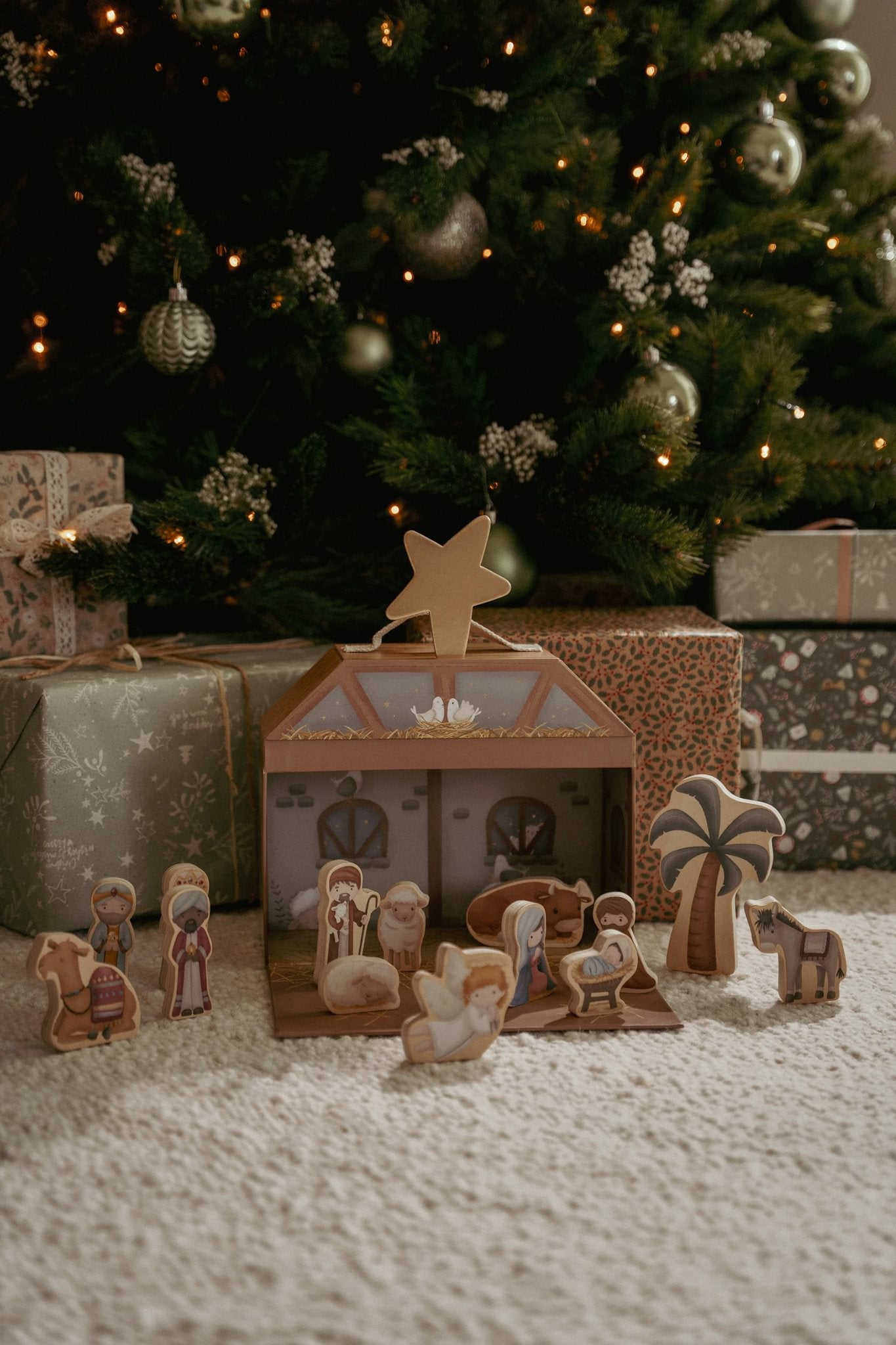 Little Dutch Nativity Scene