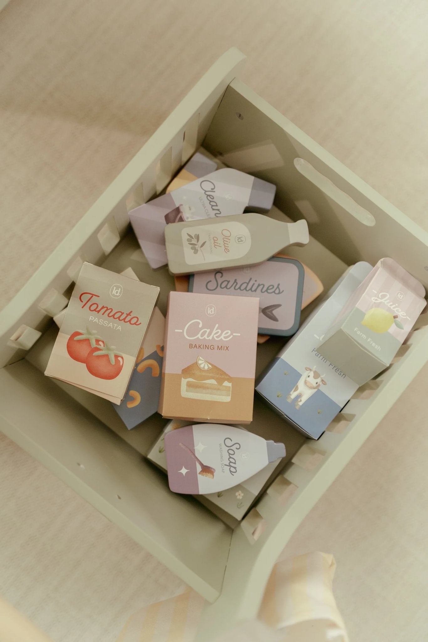 Little Dutch Shopping Cart & Accessories