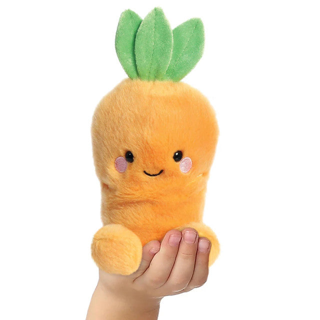 Palm Pals Carrot
