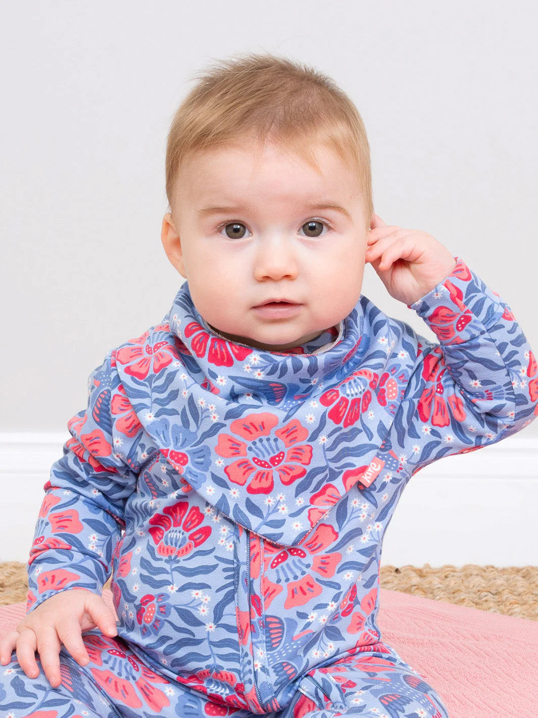 Kite Thumbelina Bib