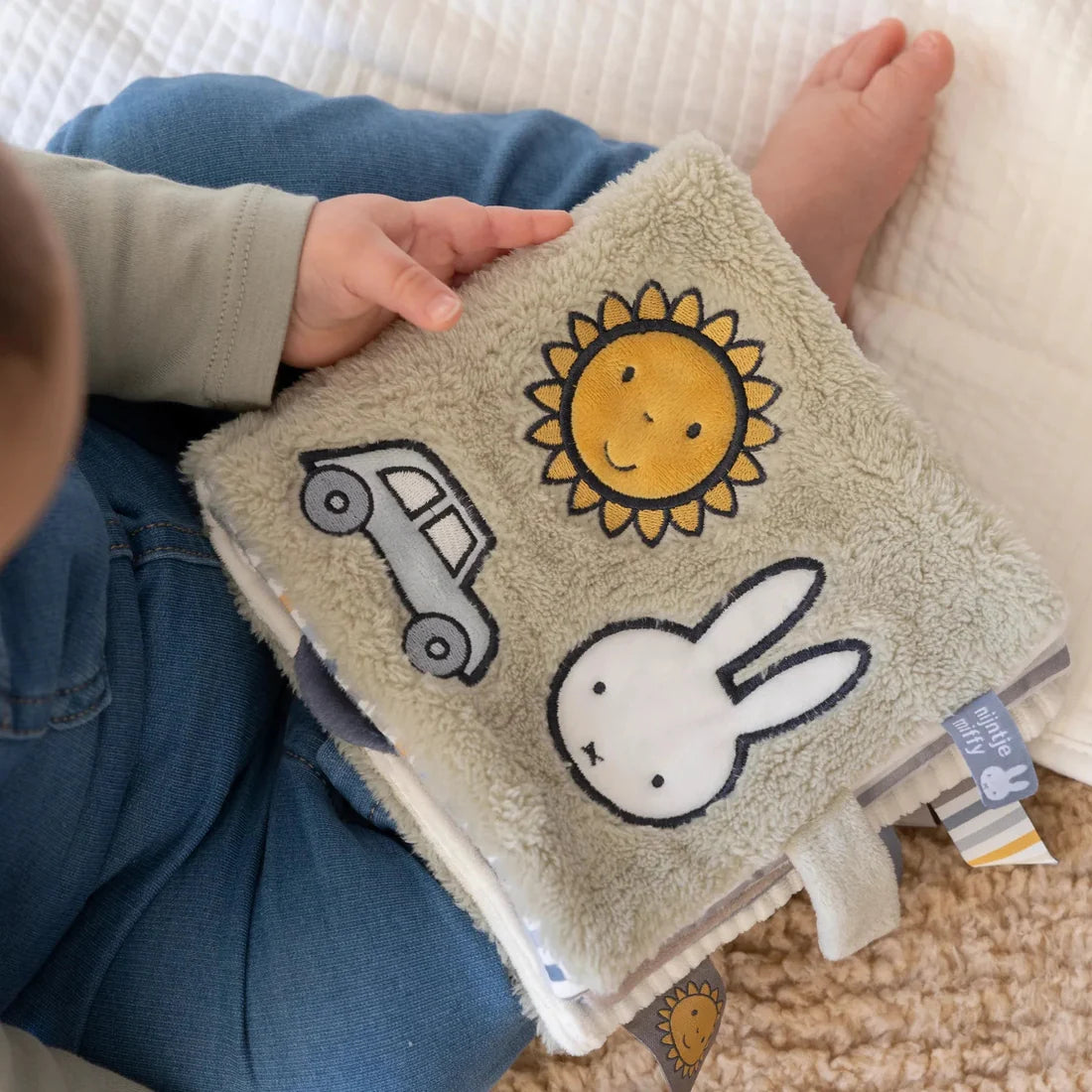 Miffy Activity book Fluffy - Green