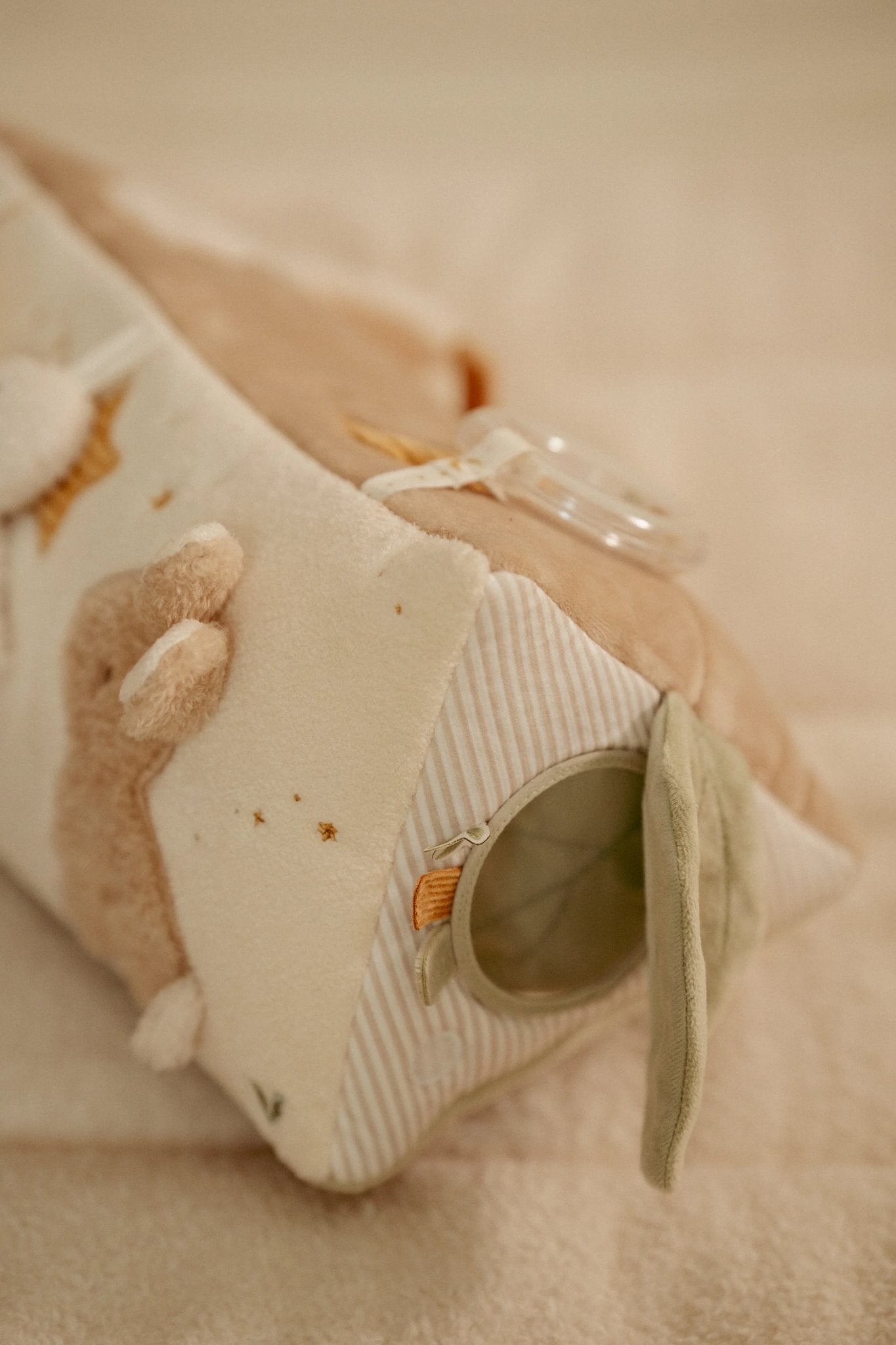 Little Dutch Activity Triangle Newborn Naturals