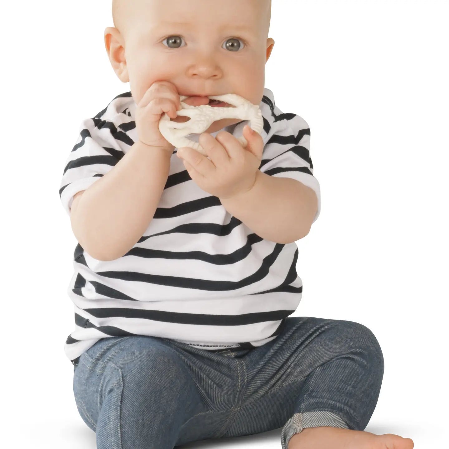 Sophie Le Girafe Circle Teether- Natural Rubber