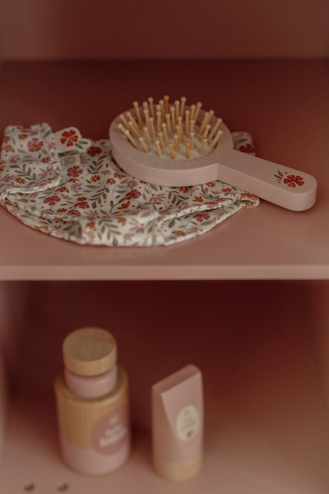 Little Dutch Doll Changing Table