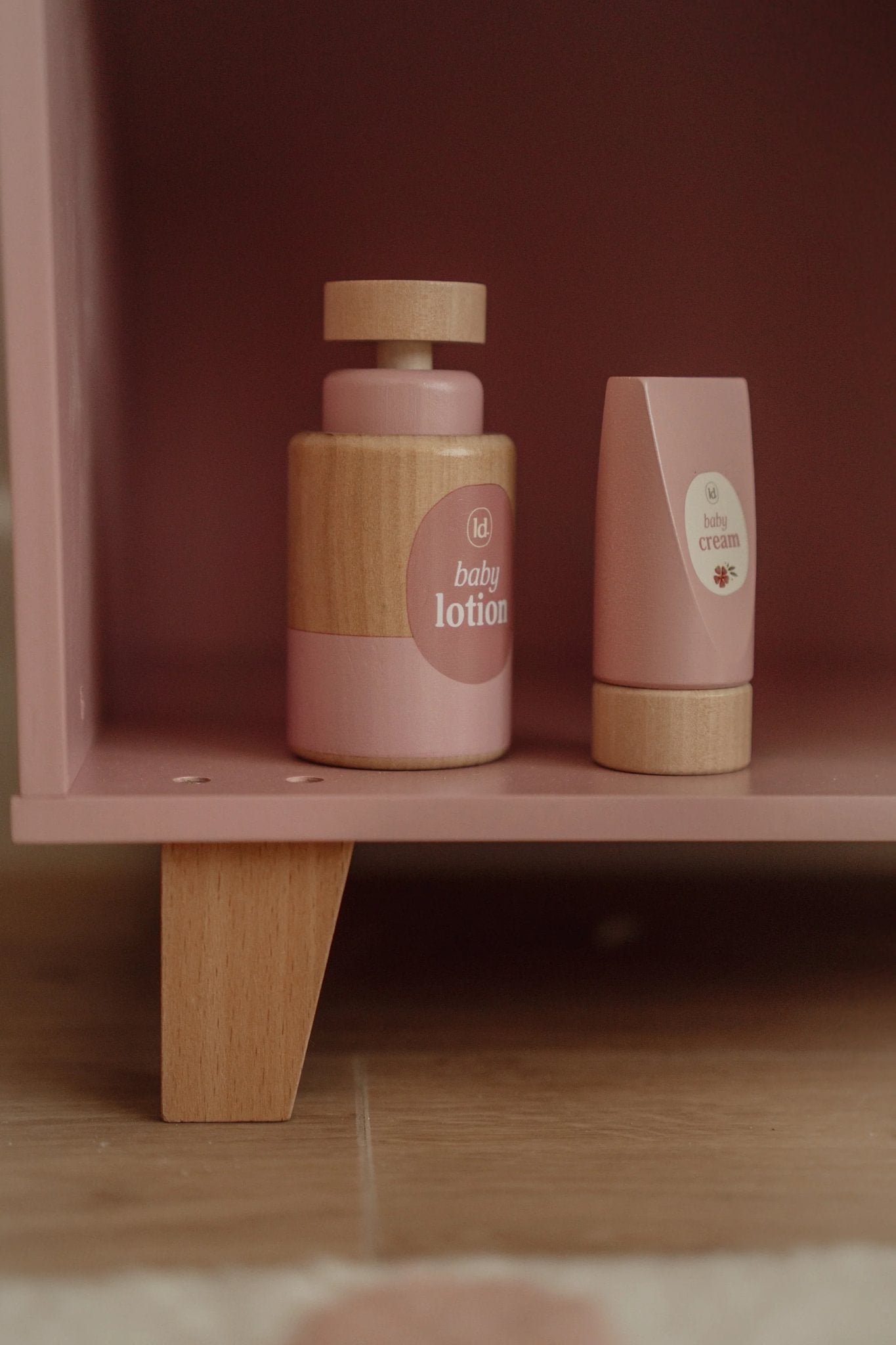 Little Dutch Doll Changing Table