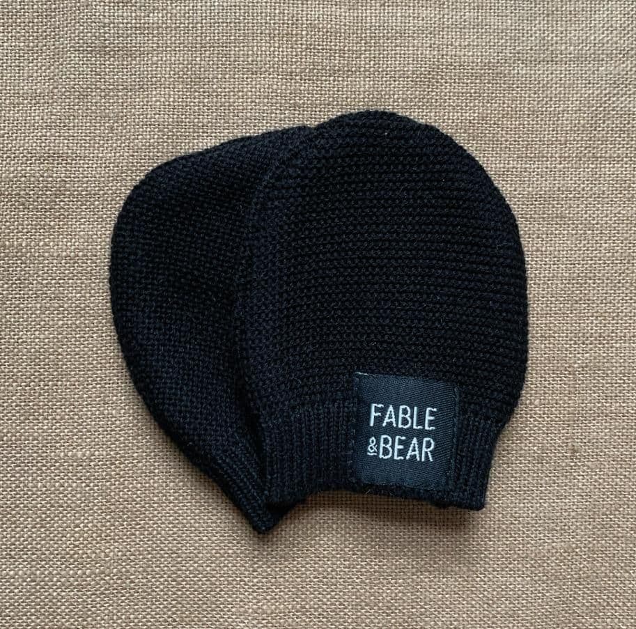 Fable & Bear Mitts Black