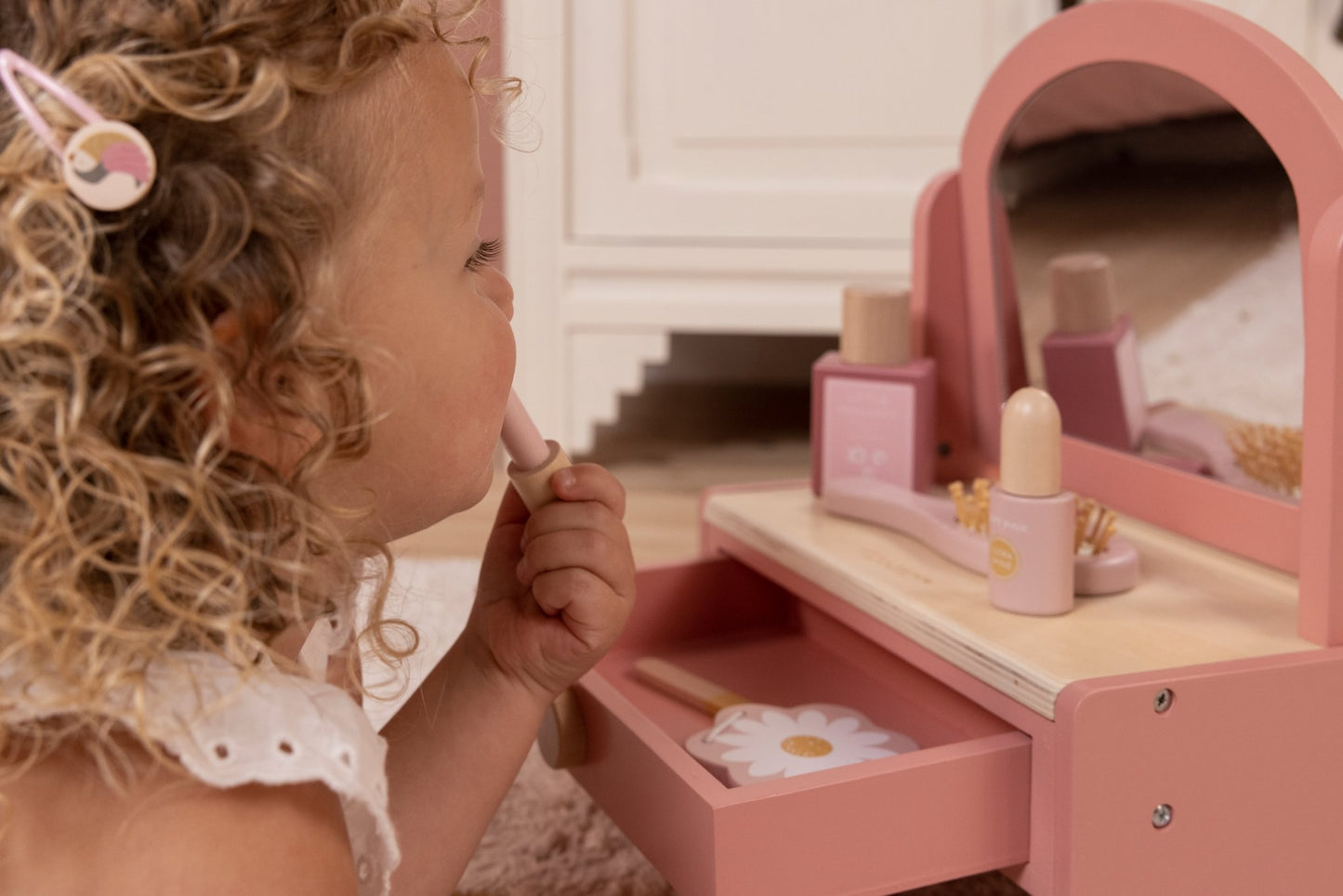 Little Dutch Vanity Table