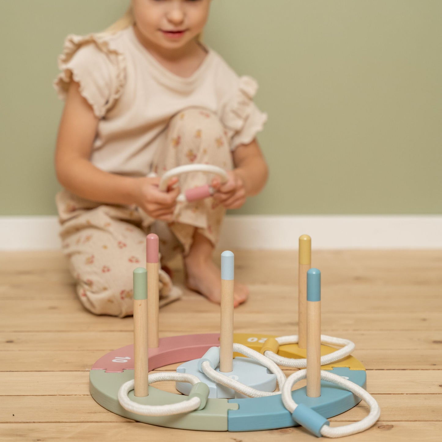 Little Dutch Wooden Ring Toss Game