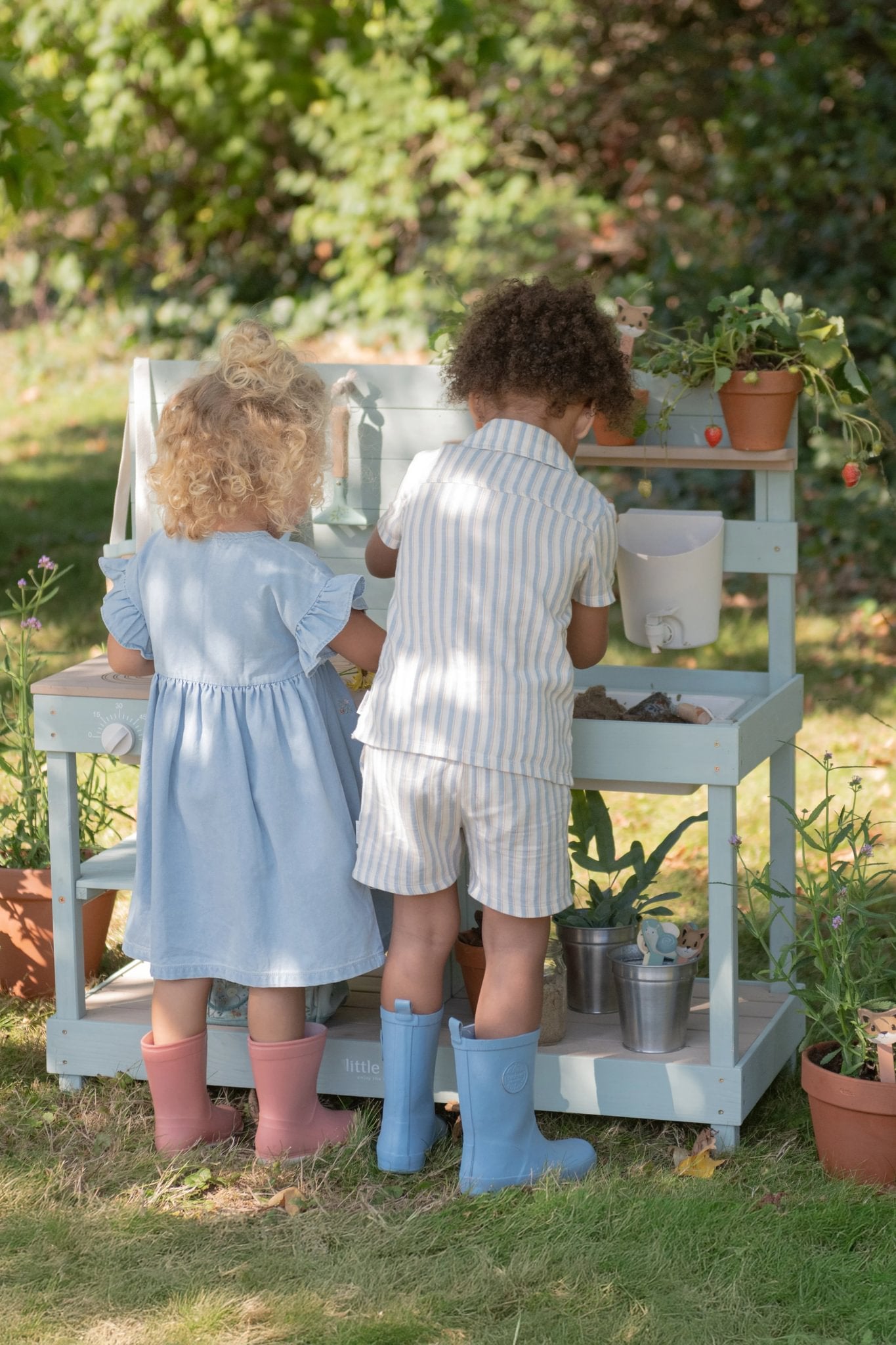 Little Dutch Mud Kitchen